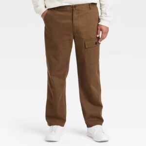 Brown Cargo Pants with Relaxed Fit and Utility Style